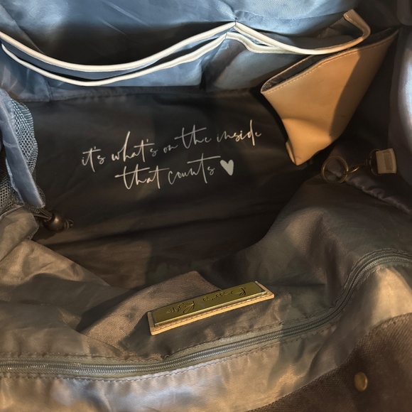 Bagging Rights tote - Picture 3 of 5